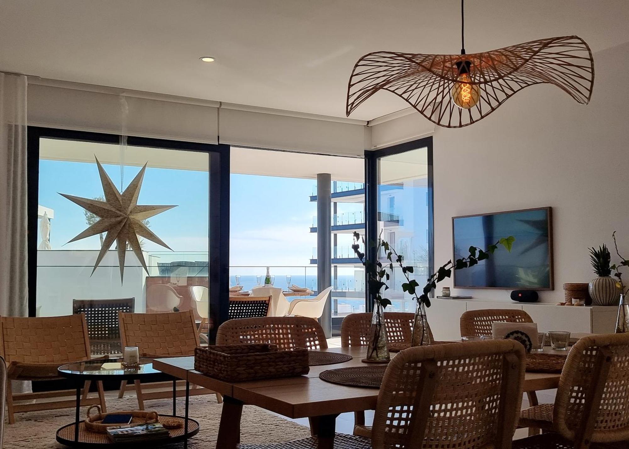 Apartment Beautiful Middel Views With Pool And Gym Malaga