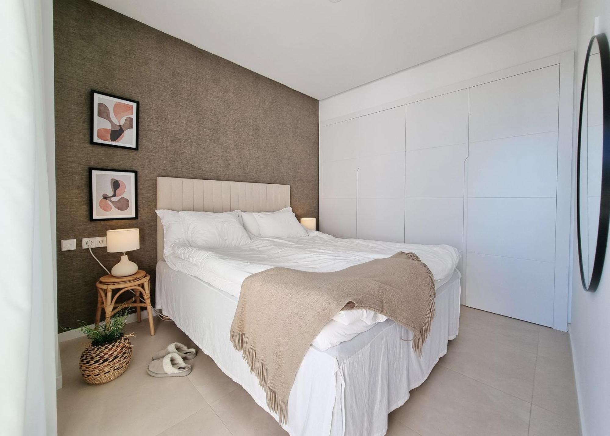 Beautiful Middel Views With Pool And Gym Apartment *