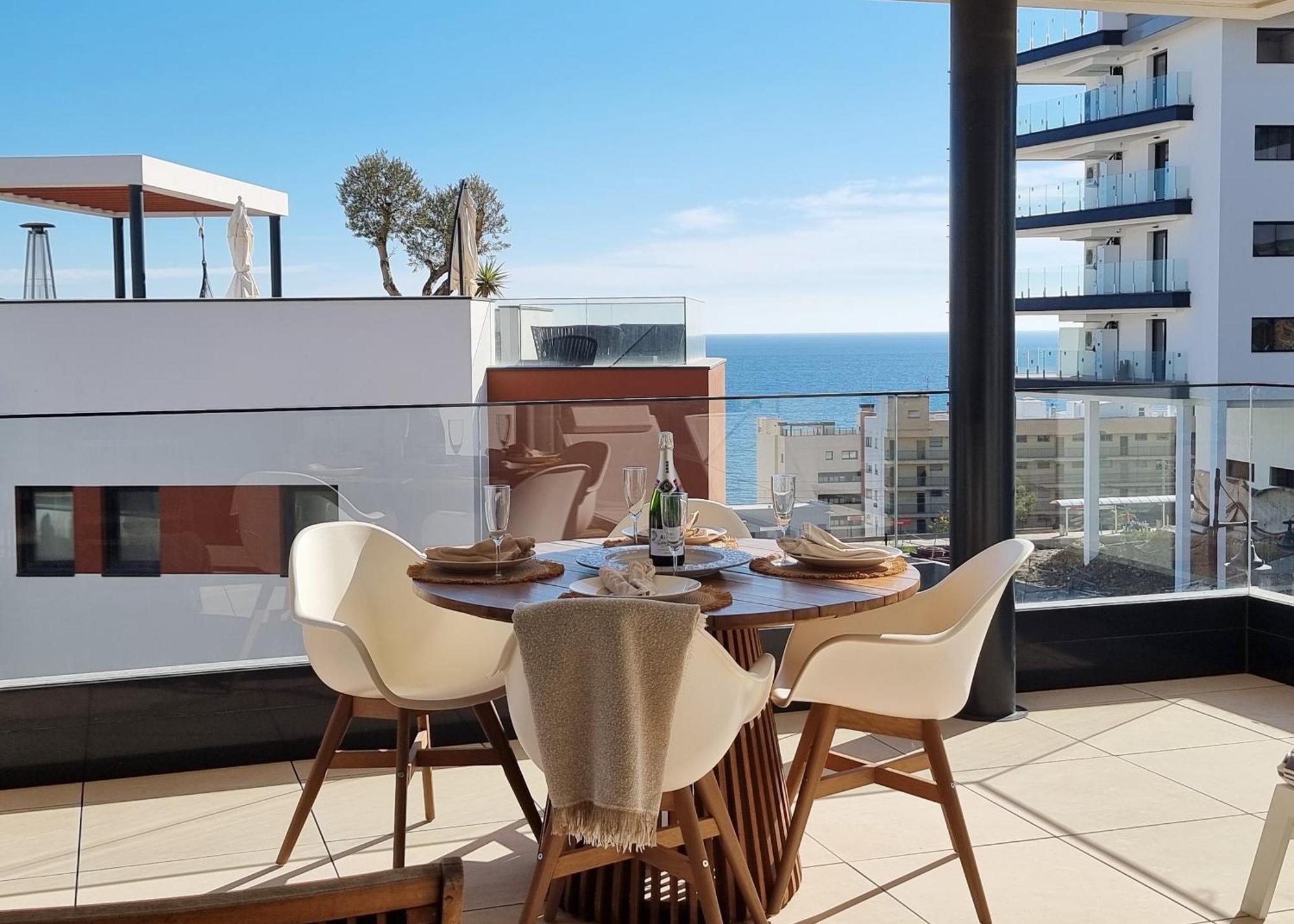 Beautiful Middel Views With Pool And Gym Appartement Málaga