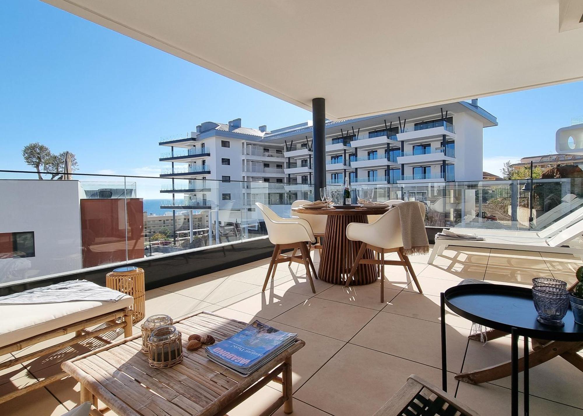Apartment Beautiful Middel Views With Pool And Gym