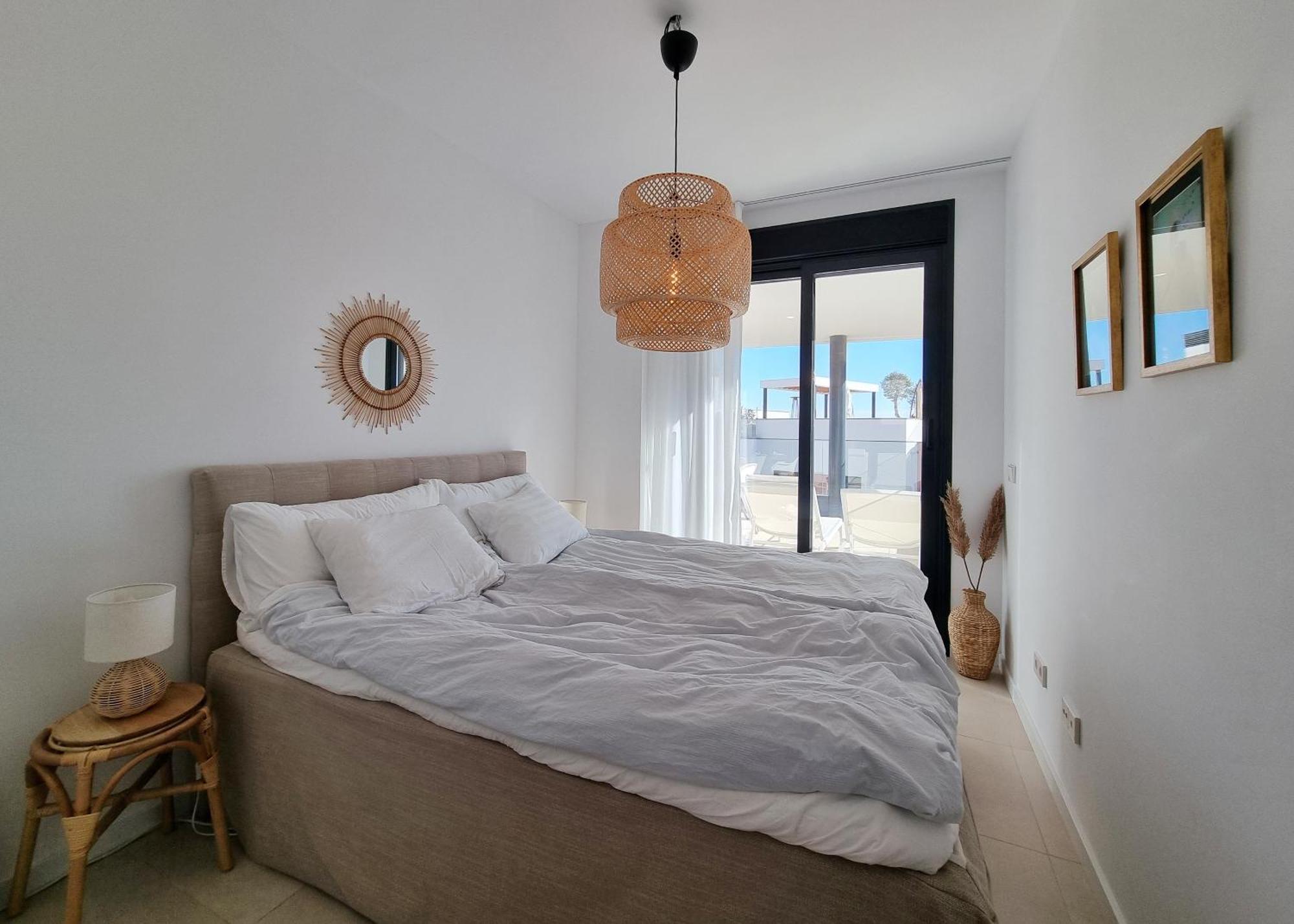 Beautiful Middel Views With Pool And Gym Apartment Malaga